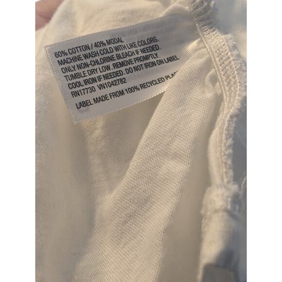 Ingrid & Isabel White Top Maternity Long Sleeve VNeck Shirred Solid TShirt Large - Picture 6 of 8